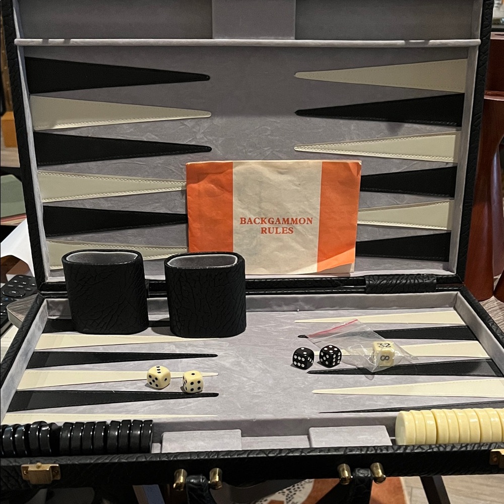 Luxury Black and White Backgammon Set